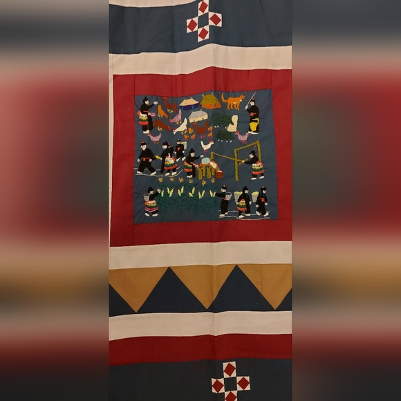 Chinese Hmong Story Quilt, Traditional Quilt, Hmong Quilt - Picture 4 of 4